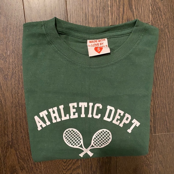 EVRY JEWELS baby tee! - Picture 1 of 4